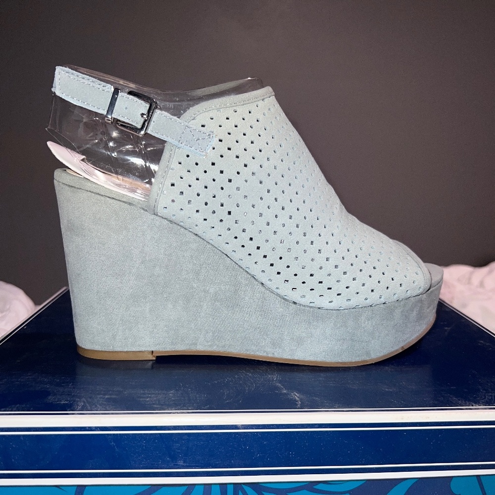 NIB Seychelles Landscape Light Blue Suede Wedge Sandal